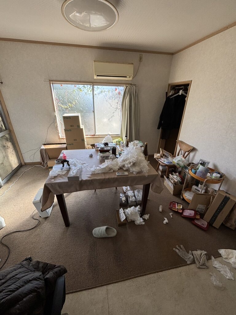遺品整理ビフォー・ダイニング